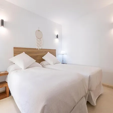 Beachfront With Balcony * Marbella