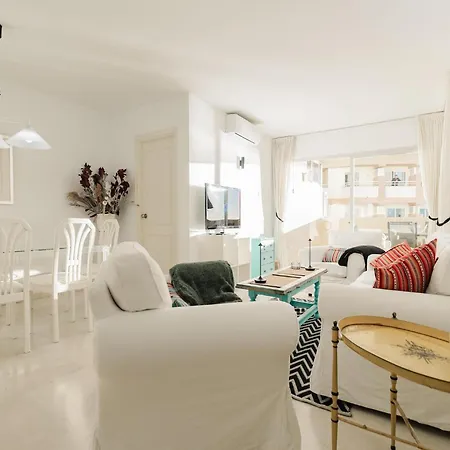 Beachfront With Balcony Holiday home *