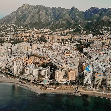 Beachfront With Balcony Holiday home